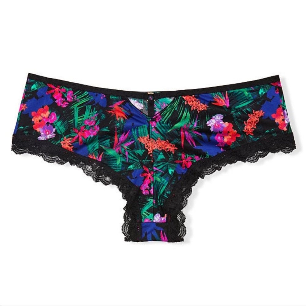Victoria’s Secret Cheeky Pantie Medium